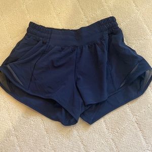 Navy Lululemon shorty Hot 2.5 Shorts